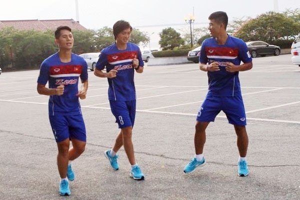 U22 Việt Nam có mặt tại Hàn Quốc, nghỉ ngơi và tập nhẹ
