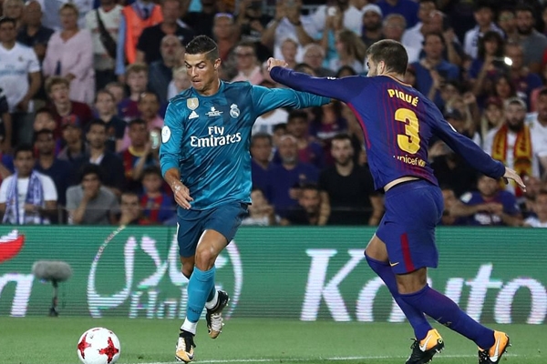 Ronaldo bị thẻ đỏ, Real Madrid vẫn đánh bại Barca