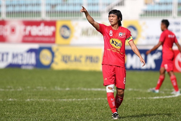 Tuấn Anh báo tin vui, tái xuất tại vòng 22 V-League?