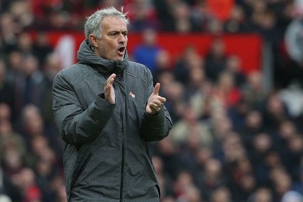 Chuyển nhượng sáng 1/11: Nhờ Neymar, Mourinho có sao PSG?