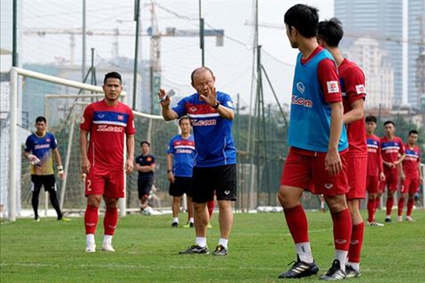 Tin HOT chiều 17/12: HLV Park Hang-seo bổ sung lực lượng cho U23 VN