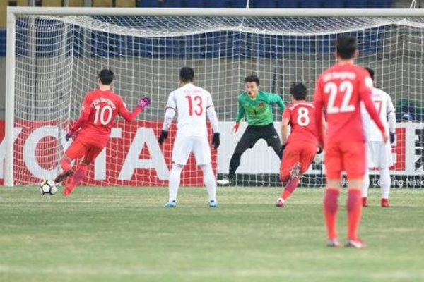Cựu thủ môn ĐT Hàn Quốc lên tiếng về quả bắt panenka của Tiến Dũng