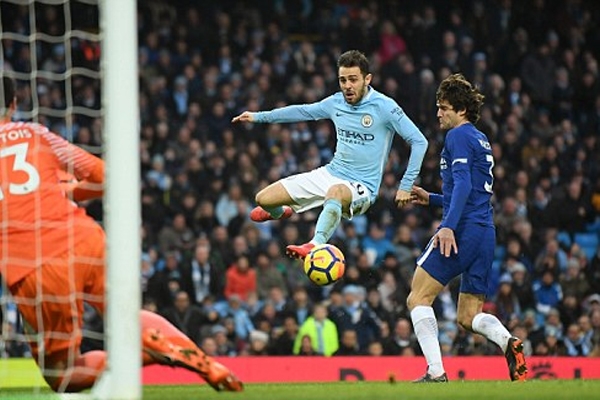 Sao trẻ lập công, Man City đánh bại Chelsea