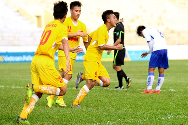 Đẳng cấp vượt trội, U19 Hà Nội dễ dàng thắng đậm TP. HCM