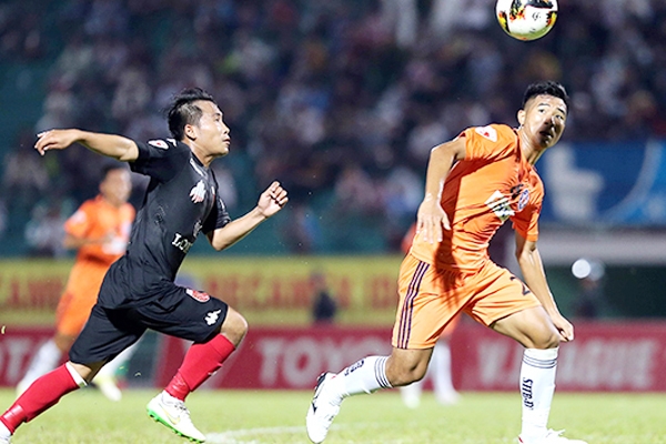 BXH V-League sau vòng 7: Hà Nội thăng hoa, HAGL yên vị