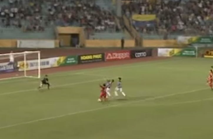 Trọng tài từ chối penalty cho HAGL, đúng hay sai?