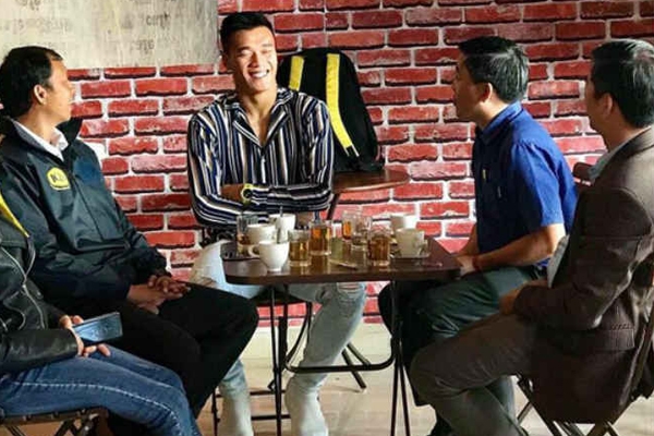 Thực hư việc HAGL đàm phán chiêu mộ thủ môn Bùi Tiến Dũng