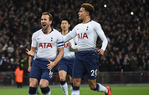Thủ môn mắc sai lầm, Chelsea thua đau đớn trước Tottenham