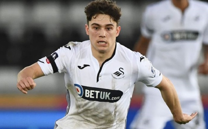 MU hoàn tất kiểm tra y tế sao chạy cánh từ Swansea