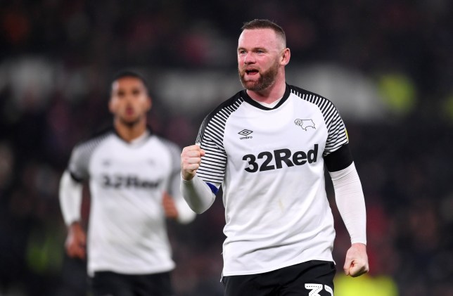 VIDEO: Siêu phẩm đá phạt của Rooney cho Derby County