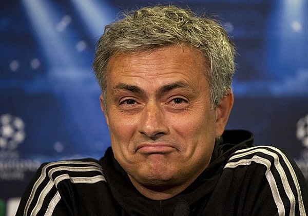 HLV Mourinho 'mỉa mai' Ajax trước chung kết Europa League