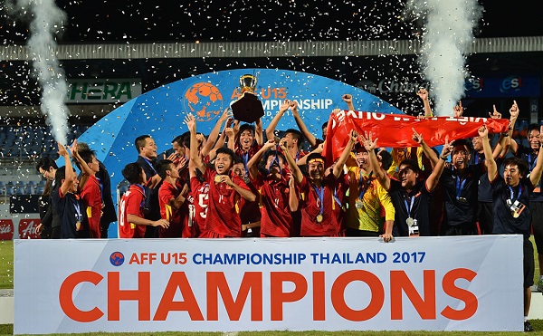 Người hùng U20 Việt Nam nói gì khi U15 đánh bại người Thái?