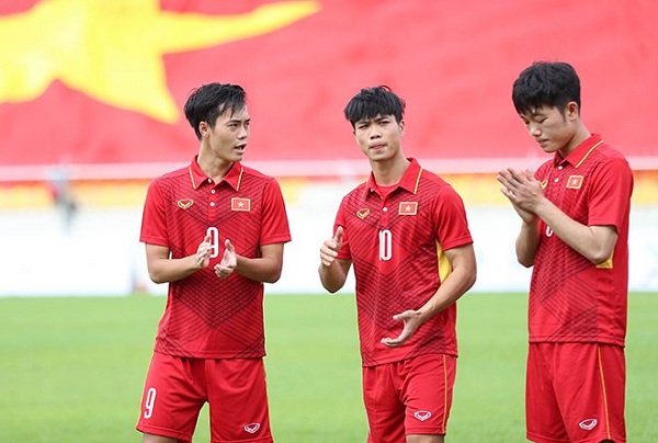 Lộ diện áo đấu mới 'cực chất' của ĐT Việt Nam