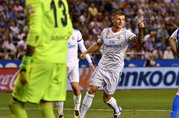 Real Madrid hủy diệt Deportivo với tỷ số 'cực đậm'