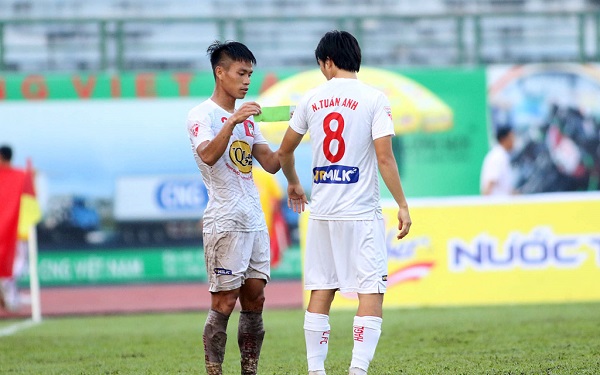 Lịch thi đấu bóng đá 29/1: Tuấn Anh tiếp tục ra sân?