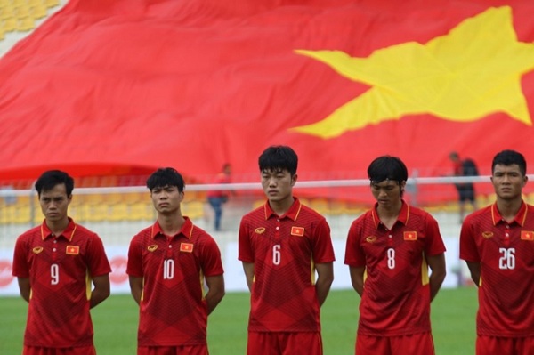 Tuấn Anh nói gì khi Xuân Trường và U23 VN được NHM chào đón nồng nhiệt?