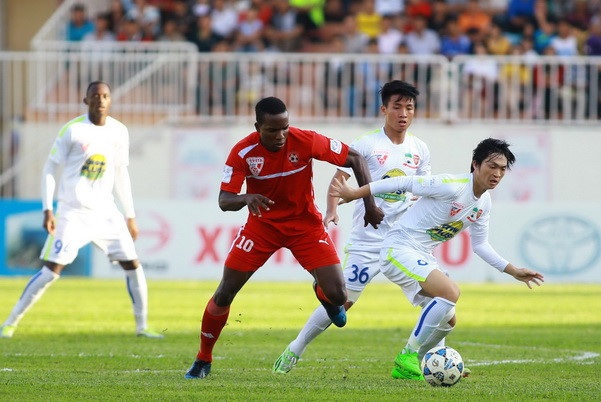 CLB Hải Phòng làm điều chưa từng có trong trận đấu với HAGL