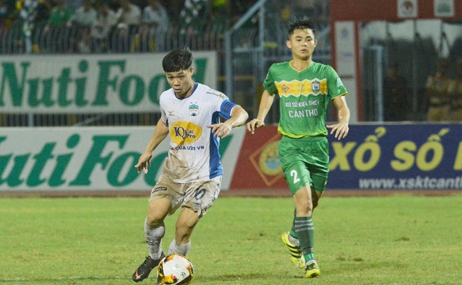 Tất cả bàn thắng Công Phượng ghi cho HAGL đều từ penalty