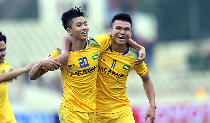 Hậu vệ U23 Việt Nam báo tin vui về chấn thương