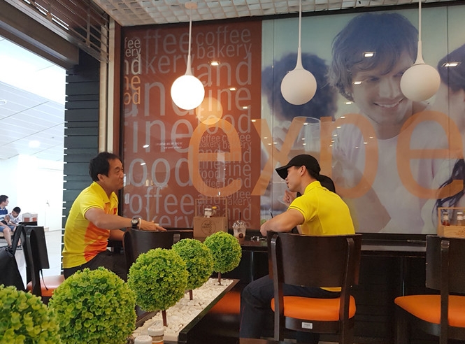 Trợ lý HLV Park Hang Seo dạy Công Phượng 1 điều bất ngờ