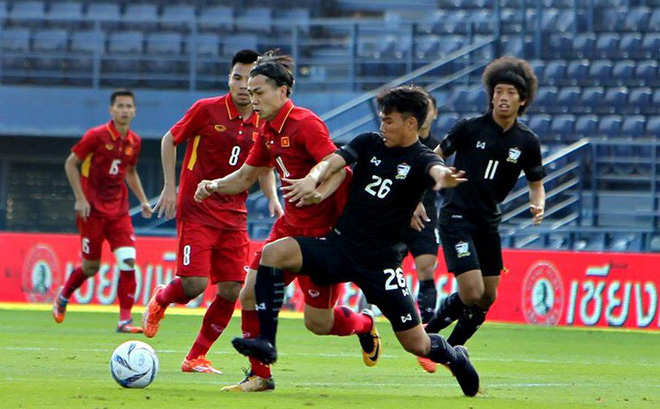  HLV Alfred Riedl chỉ ra 2 đội sẽ vô địch AFF Cup 2018