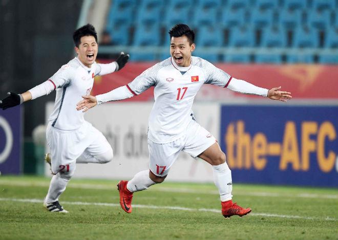 HLV HAGL: 'Hậu vệ ĐT Việt Nam chưa ai đá hay như Văn Thanh'