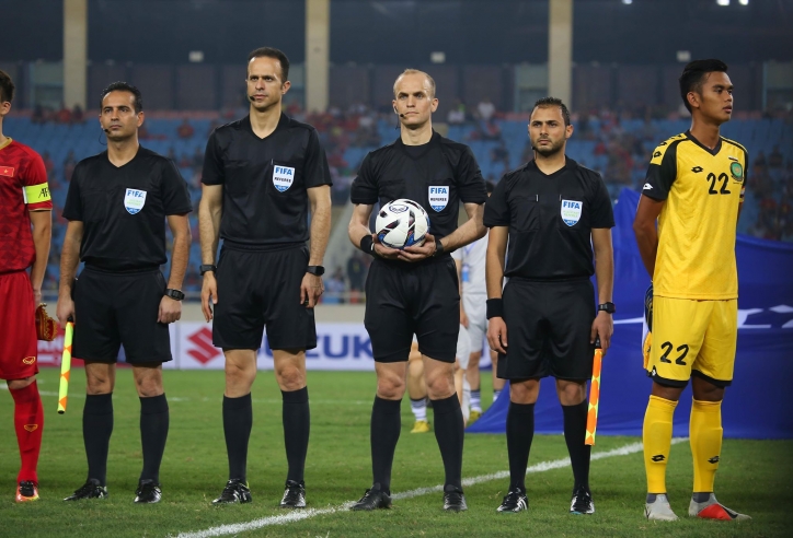 Trọng tài gặp sự cố hy hữu trong trận U23 Việt Nam vs Brunei