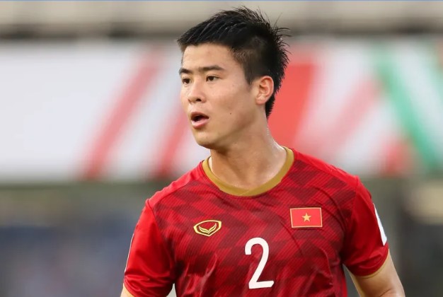 Duy Mạnh, Mạc Hồng Quân bị cấm thi đấu ở vòng 13 V.League