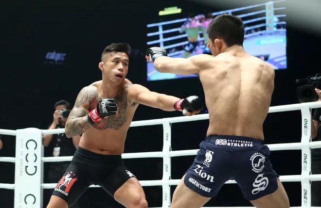 VIDEO: Martin Nguyễn hạ knock-out võ sĩ Nhật Bản