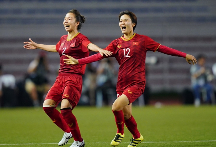 Việt Nam thăng tiến, bỏ xa 'kình địch' Thái Lan trên BXH FIFA