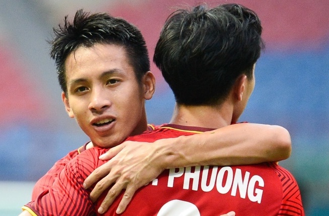 Lương QBV 2019 kém xa mức thu nhập 'cực khủng' của Công Phượng