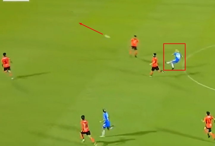 VIDEO: Cầu thủ Thai League lập siêu phẩm xứng đáng đoạt giải Puskas