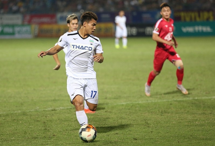HAGL representative denies the information Van Thanh transferring to Thailand