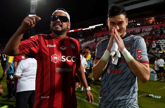 What makes Dang Van Lam impressive with Muangthong on Thai League table