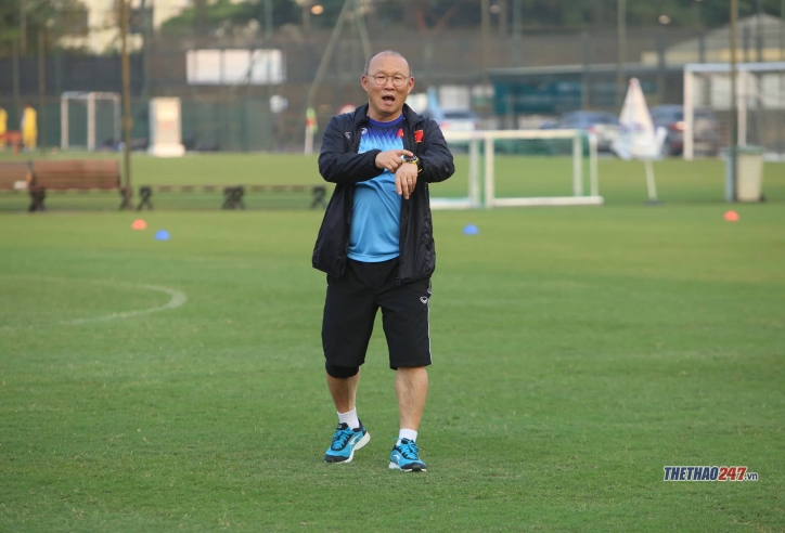 VFF sets time for signing contract with Park Hang-seo