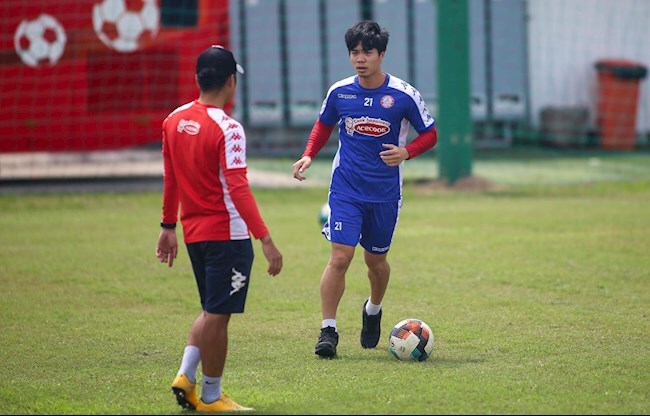 Công Phượng tái xuất với mục tiêu trở thành tiền đạo số 1 V-League