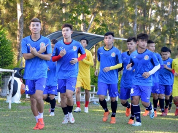 'Quân bầu Đức' bất ngờ giành quyền lên chơi ở giải Hạng Nhất?