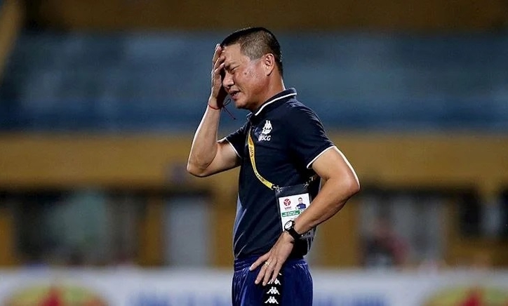 HLV Vũ Tiến Thành: 'Hà Nội FC có thể thay tướng sau vòng 3'