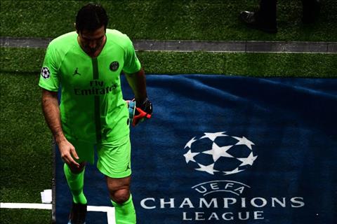 Gianluigi Buffon: Khi người đàn ông ngừng khóc!