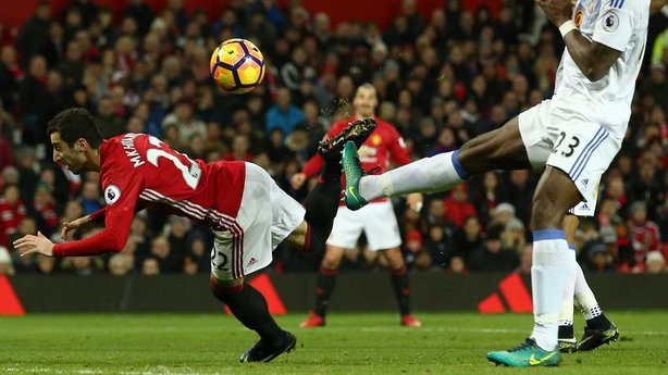 10 bàn thắng đẹp nhất của Man Utd mùa giải 2016/2017