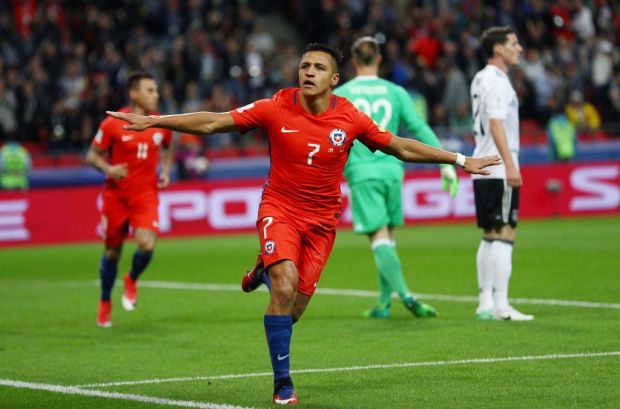 A.Sanchez hạnh phúc khi trở thành chân sút vĩ đại nhất Chile