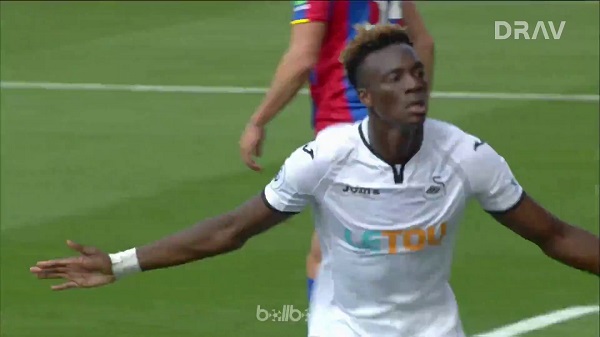 Highlights: Crystal Palace 0-2 Swansea City (V3 - NHA)
