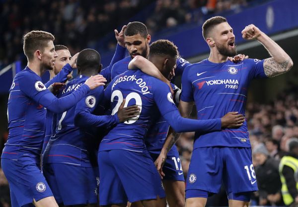 Thiếu vắng Eden Hazard, Chelsea chật vật với bài toán top 4