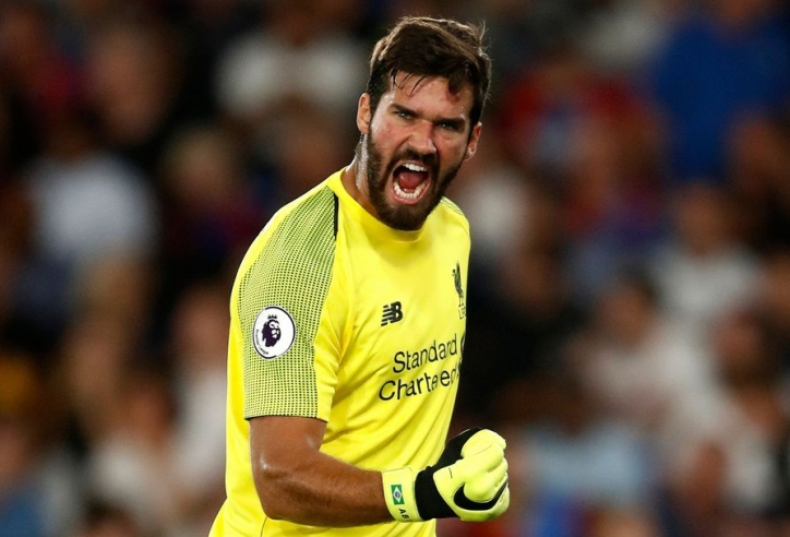 Vượt xa De Gea, Alisson Becker đạt danh hiệu cao quý