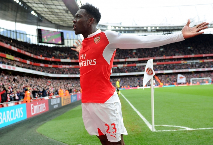 VIDEO: Welbeck mở tỷ số cho Arsenal ở phút thứ 6