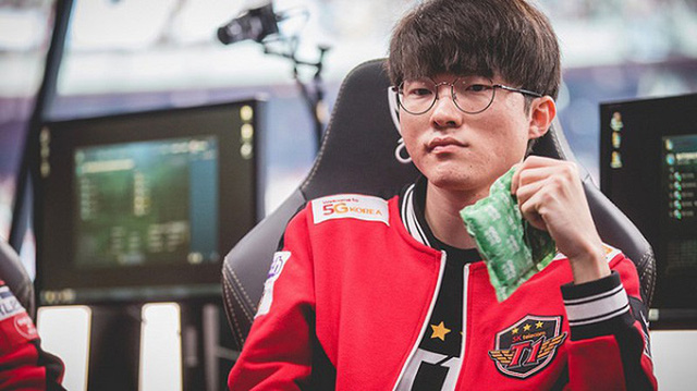 Faker có thể chia tay với SKT T1 trong tháng 11 tới
