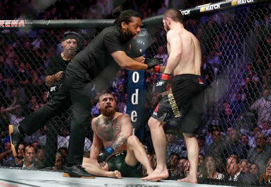 Tình hình án phạt của Khabib: Không bị tước đai, nhưng sẽ cấm thi đấu?