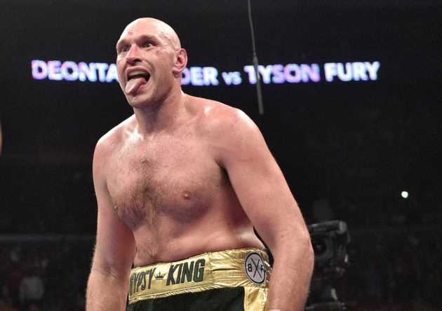 Tyson Fury từng 7 lần đấm gục đối thủ của Anthony Joshua