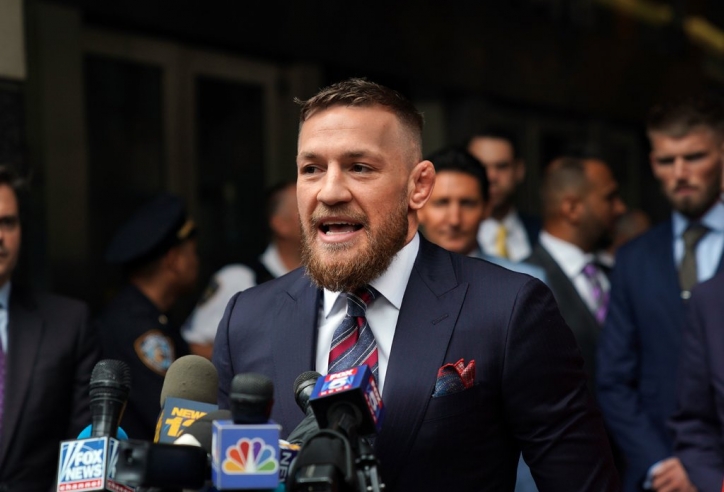 Vừa giải nghệ, Conor bị điều tra cáo buộc tấn công tình dục