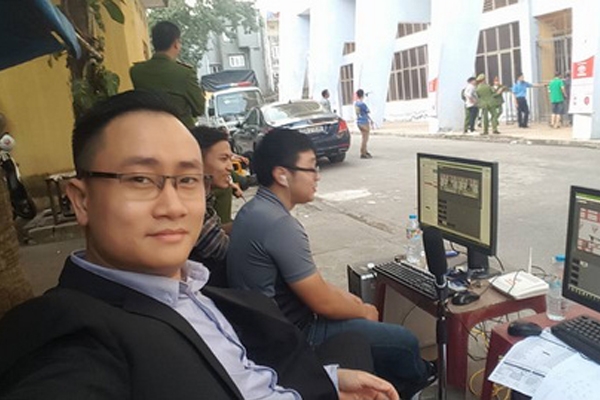 BLV ngồi quán trà đá tường thuật: Chủ tịch CLB Hải Phòng khẳng định làm đúng